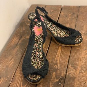 Black Lace vintage style heels